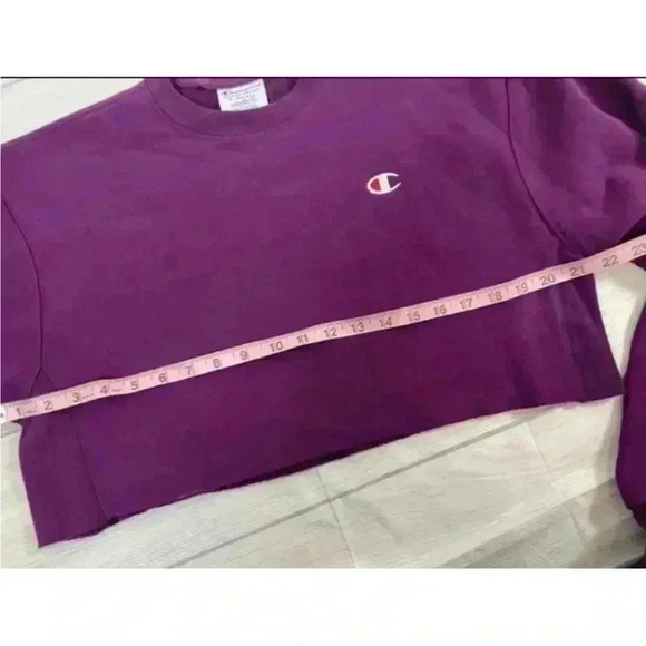 Champion reverse weave purple fleece cropped crewneck RELAXED sweatshirt size XS - Picture 9 of 12
